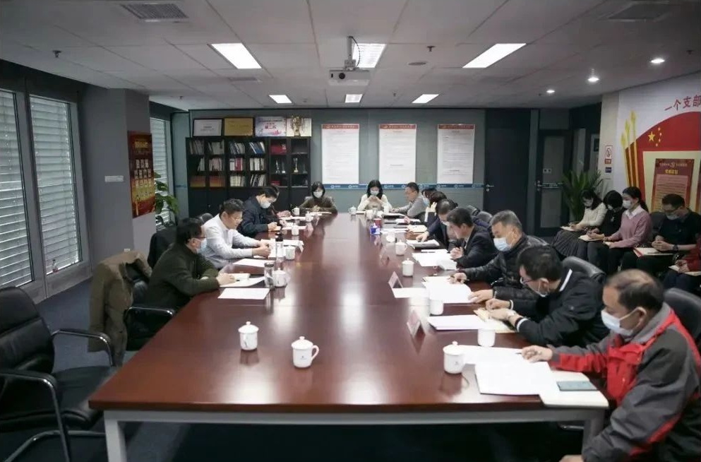 不忘初心，牢记使命，团结一心，努力拼搏！市局盛洪涛书记来我院讲党课